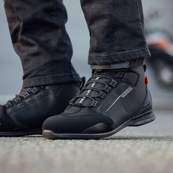 Street Pro D30 WP Boot