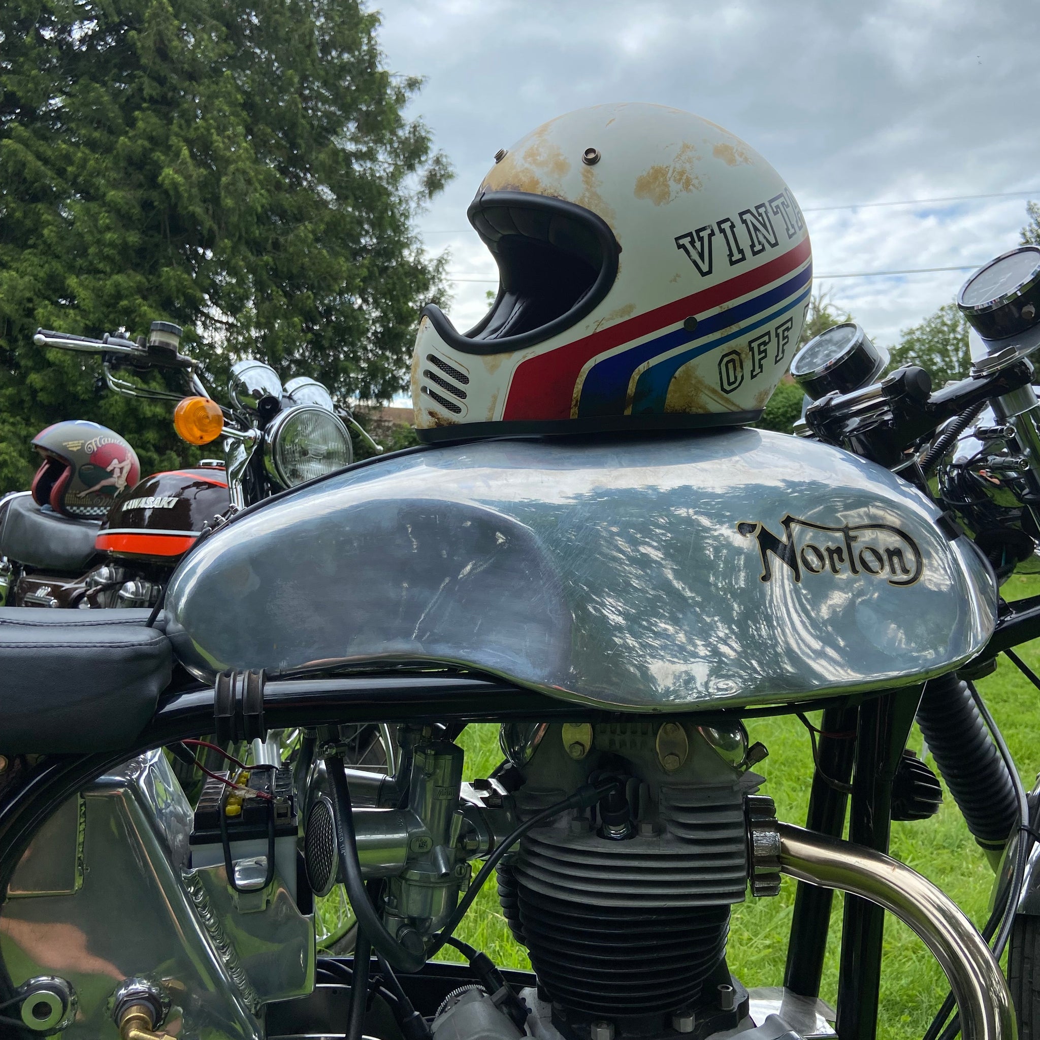 Premier MX BTR 8 BM – Armadillo Customs